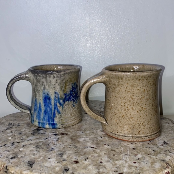 New Harmony Vintage Glazed Stoneware Mugs-Set of 2 - Picture 2 of 15